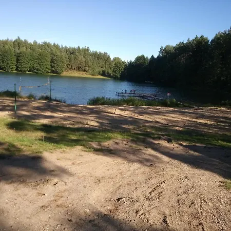 Domek letniskowy na Kaszubach, Borowy Młyn, jezioro Gwiazda Zewnętrze zdjęcie