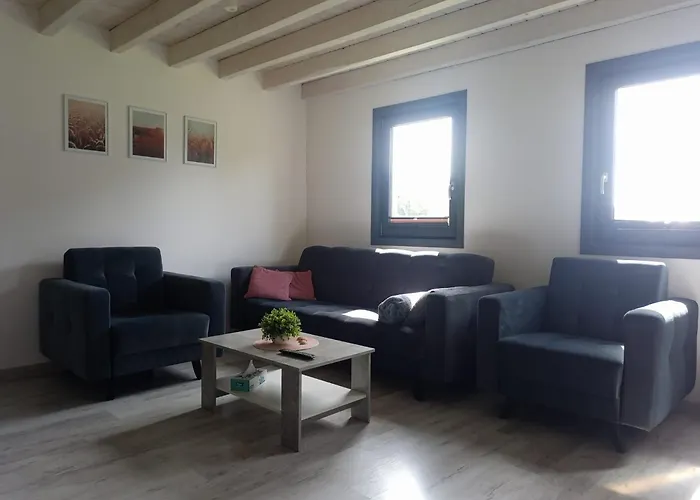 Domek Letniskowy Na Kaszubach, Borowy Mlyn, Jezioro Gwiazda