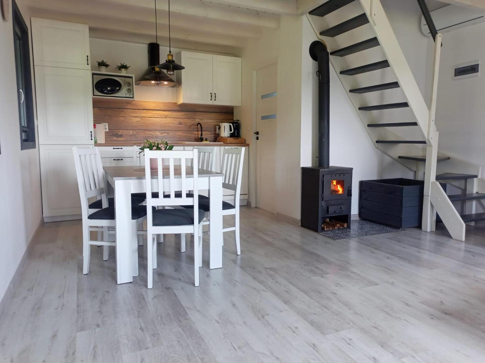 Letniskowy Na Kaszubach, Borowy Mlyn, Jezioro Gwiazda Holiday home